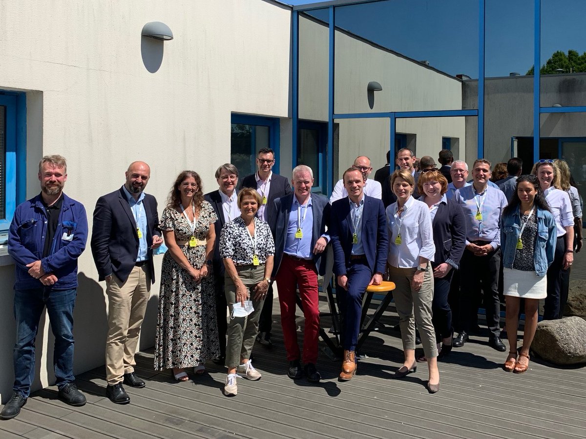jhouillot's tweet photo. Visite de l’entreprise #Allflex. Implantée depuis 1978 à #Vitré, cette entreprise innovante qui compte 260 salariés exporte 90% de sa production dans plus de 100 pays. #législatives2022 #circo3505 @ilecallennec https://t.co/seX8dvZri2