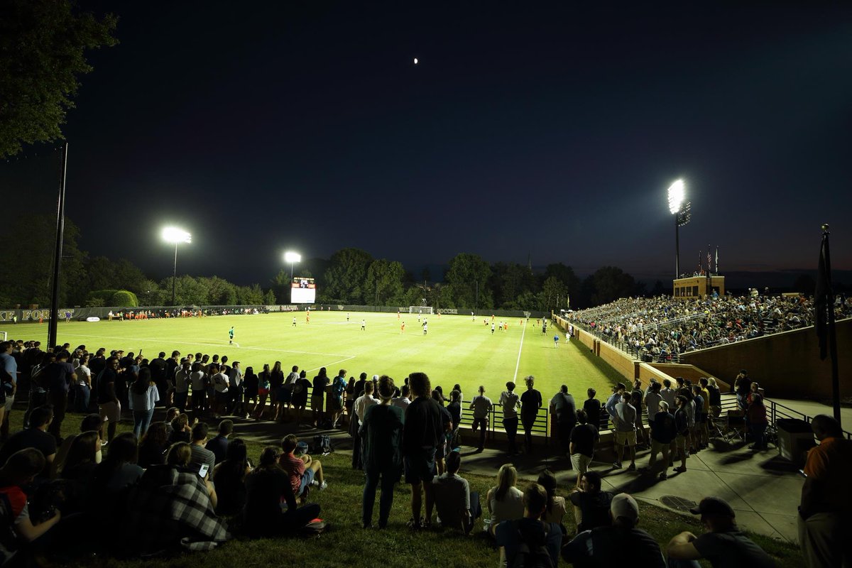 MLS_Buzz's tweet photo. One way I think lower-division professional soccer can grow in the USA would be partnering with local colleges to use their facilities.

There are some great facilities out there in college towns that have young populations and would support a club decently enough. https://t.co/8XvPQWbieB