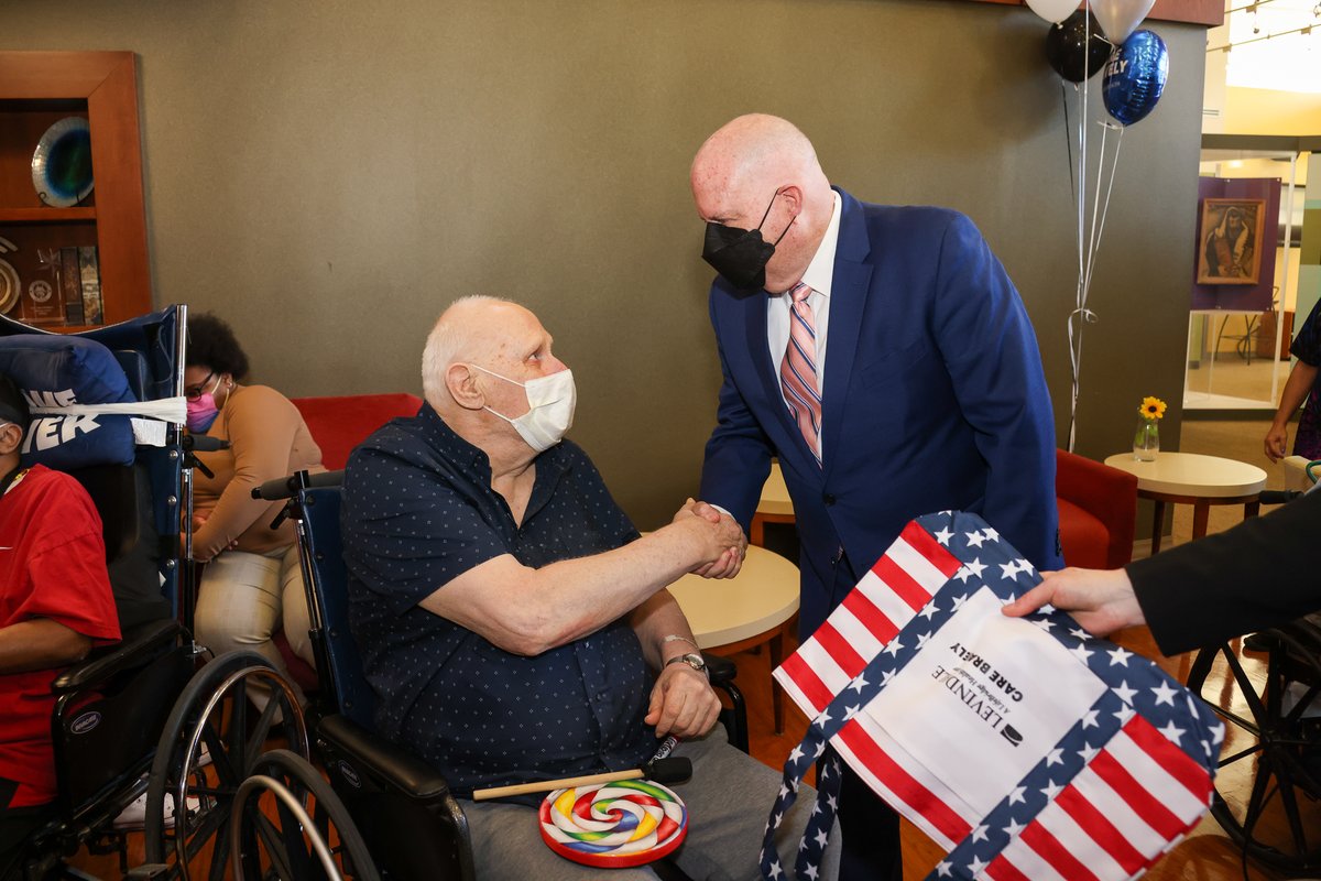 Governor Larry Hogan tweet media