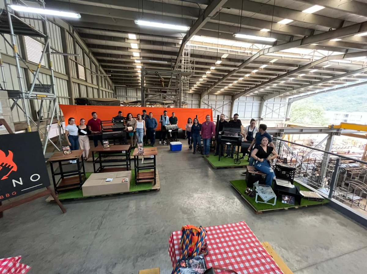 En días pasado, el equipo de <a href="/PROCOLOMBIACO/">PROCOLOMBIA</a> Santander visitó a la empresa García Vega SAS, beneficiario de #Fabricasdeinternacionalizacion; conocimos su nueva línea de ahumadores y accesorios de cocina. Estamos comprometidos con la #internacionalización de nuestras empresas.