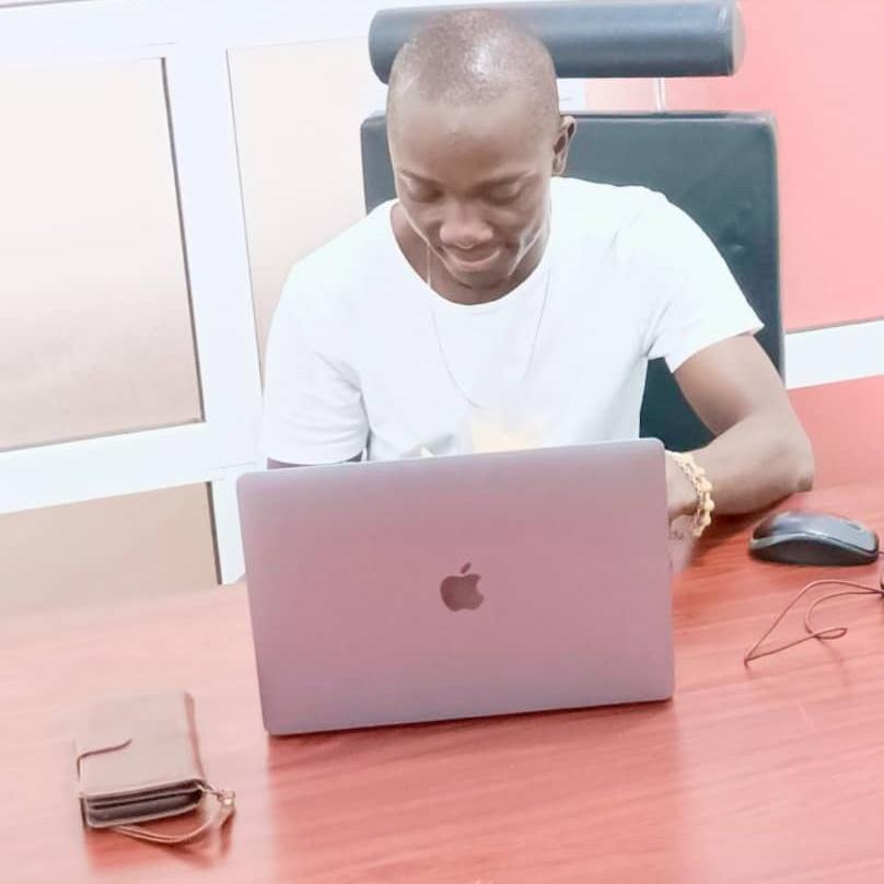 Allowanou's tweet image. #NouvellePhotoDeProfil