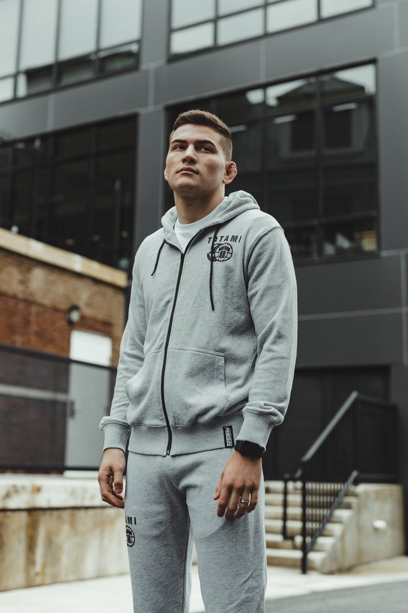 TatamiFightwear's tweet photo. Fresh new drops 🔥 Featuring the Raid Leisurewear range. Available now in the Mens &amp; Kids section on our website https://t.co/80tq7GaMLP https://t.co/ZfxMWMrZpQ