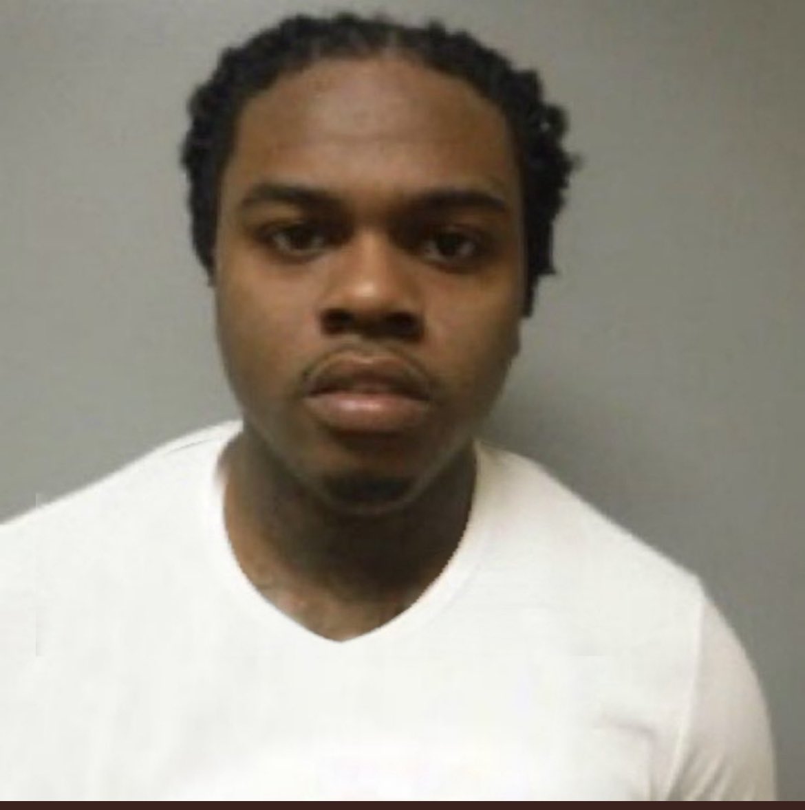 danggdeanna's tweet photo. Thanks fa fixing wunna shirt don’t b having him out bad 😭 #FreeGunna https://t.co/nF6z6pqSnl