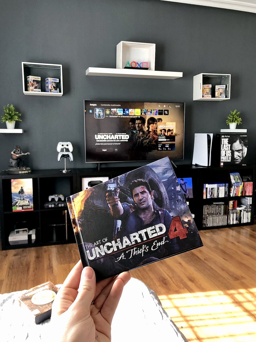 djsanchezkijada's tweet photo. Hoy hace 6 años de el final (cronológicamente ) de esta pedazo de saga uncharted! Una de las mejores sagas de aventuras de la historia. #Uncharted4 #PlayStation #exclusivo https://t.co/DzNocE0nyp