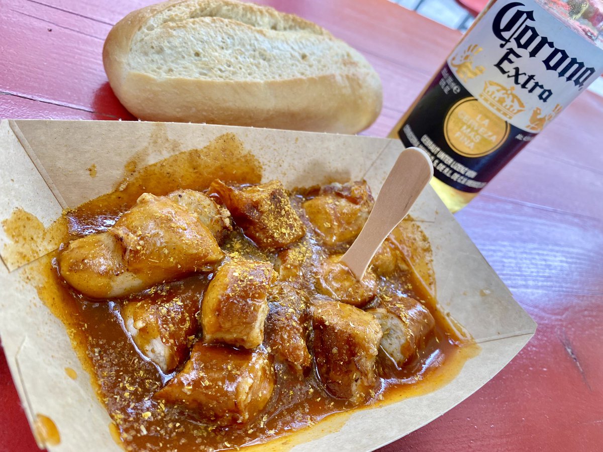 hoomygumb's tweet image. Meine Nerven. Erstmal &apos;ne Currywurst! 🤗