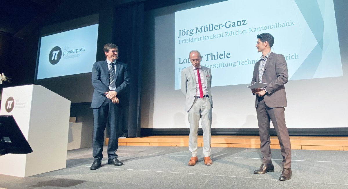 technopark_zh's tweet image. What can we expect from the finalists of ZKB #pionierpreis Technopark 2022? Jörg Müller-Ganz &amp;amp; @Lothar__Thiele summarize as follows: synchronized robot dancing, tete a tete of photons in a cristal and a real affair to the heart ➡️ @IsochronicRobot, @lumiphase or #LifeMatrix???