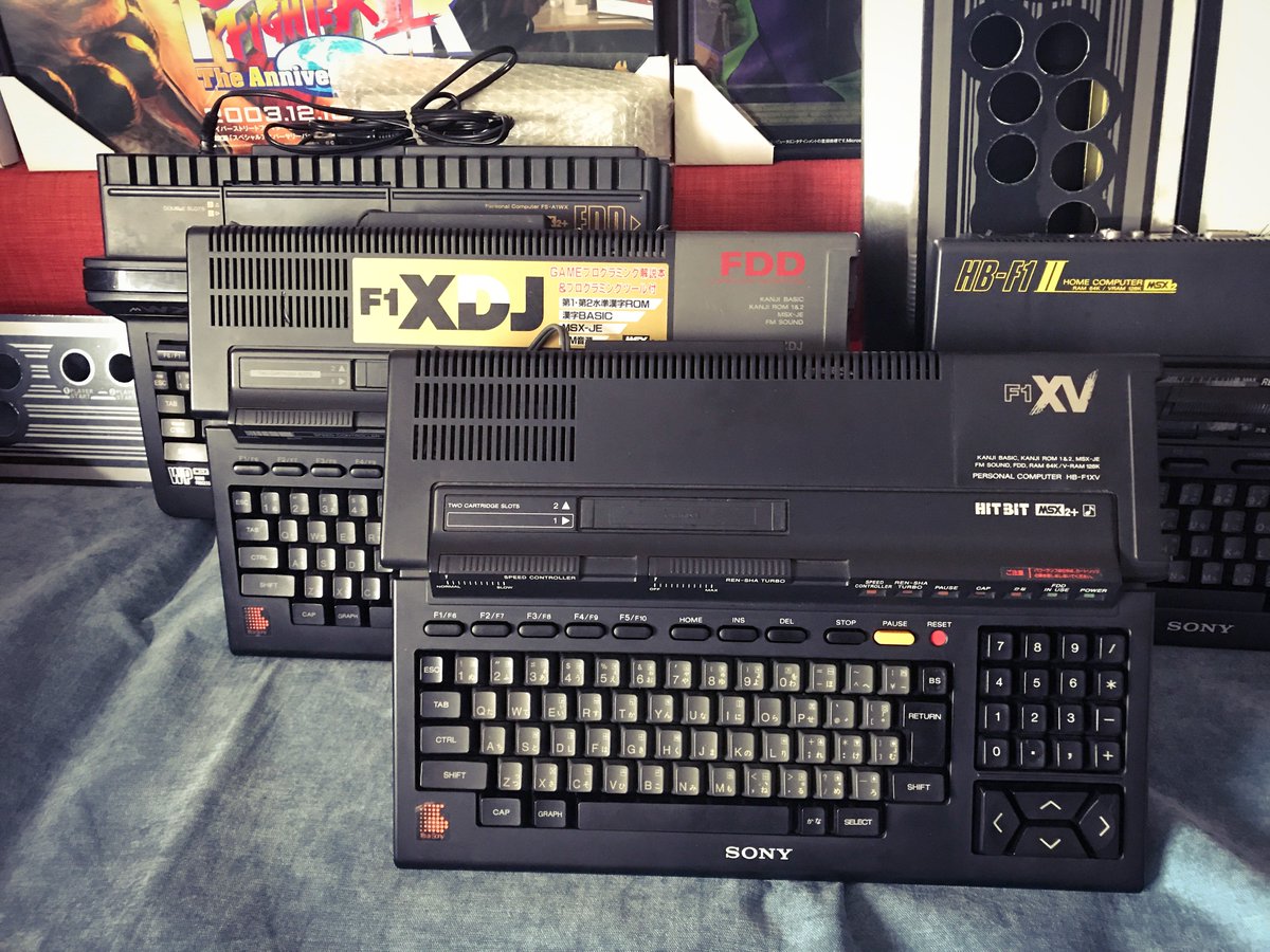 RgRDev's tweet photo. Some SONY MSX2+/MSX2/MSX computer reunion.
#msx2 #z80computer #retrogamer https://t.co/vg8gJGc9Os