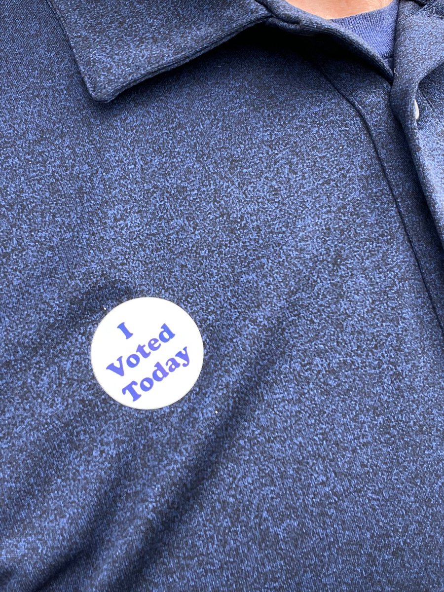 WilliamsForOPPD's tweet photo. Primary day here in Nebraska 🗳️✅
#VoteEarly #VoteAlways #VoteForClimate https://t.co/z1fd8IpxOg