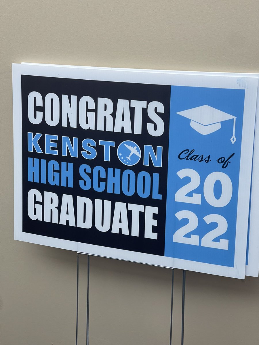 KenstonKHSPTO's tweet photo. Thank you to Docmann Printing for helping us celebrate the senior class #delivery #classof2022 https://t.co/DUM0YFYiAM