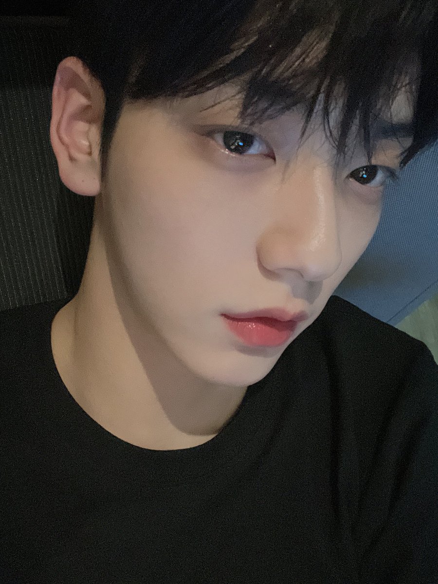 Imyourcookey__'s tweet photo. 추구하는방향다른거ㅈ.ㄴ웃기네 https://t.co/0ujsLtIDaI