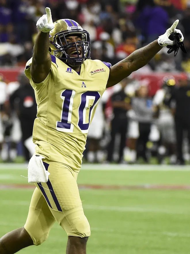 john_holbrook16's tweet photo. After an amazing conversation with @The_Coach_Fred I am honored to have received my first D1 HBCU Offer from Alcorn State! @coachprice80 @Coach_Demory @CoachChris_D @CoachKyleBrey @RWrightRivals https://t.co/t76JGHOGXf