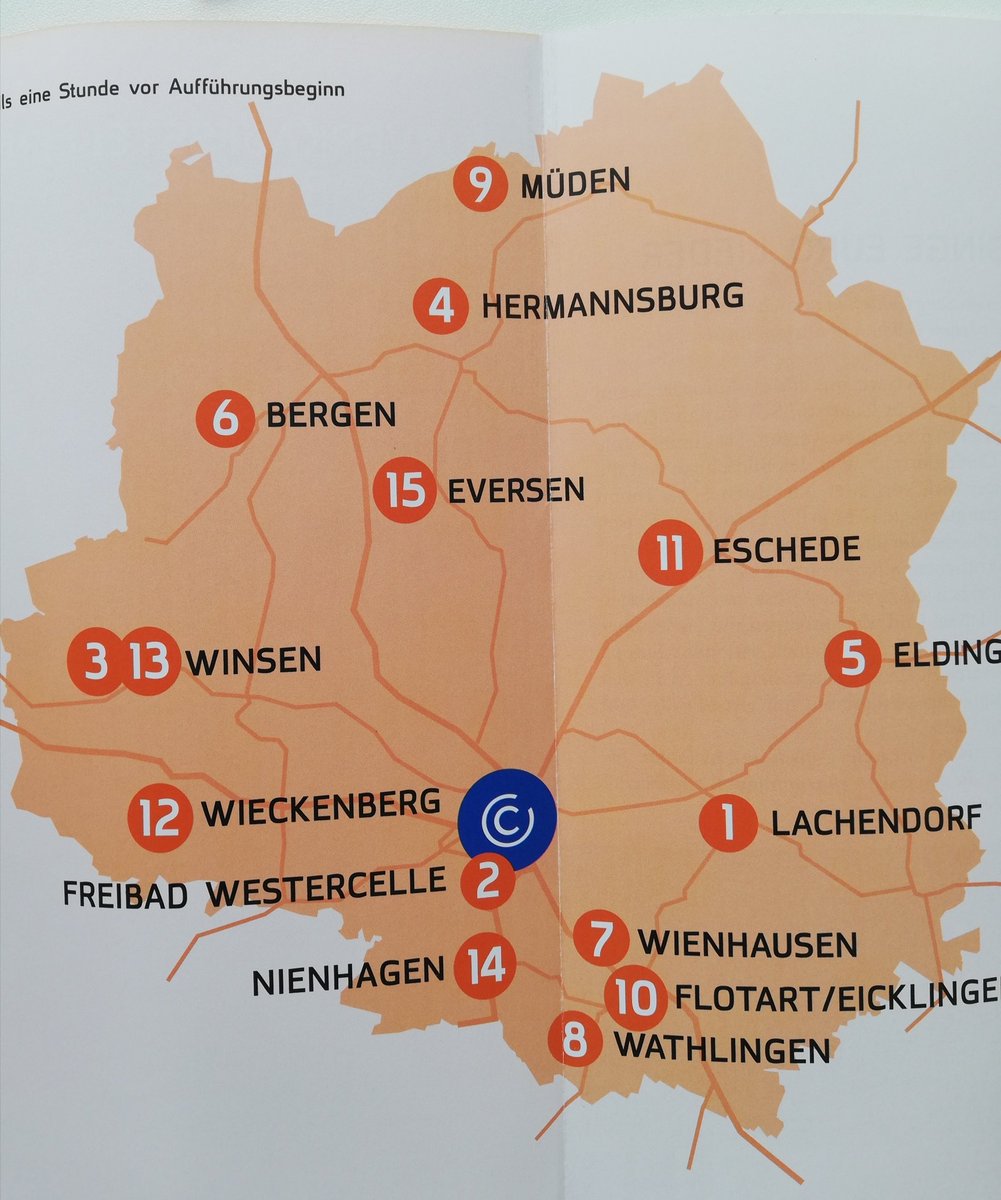 TheaterCelle's tweet photo. Und hier macht die #Landpartie des Schlosstheaters rund um #Celle Halt: https://t.co/CrHw4ZJvxA