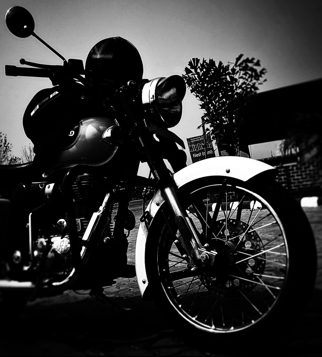 krishnaraobsf's tweet photo. Nothing that a ride cannot cure.
#Wandelust #Solo https://t.co/JoLvZkTjZz