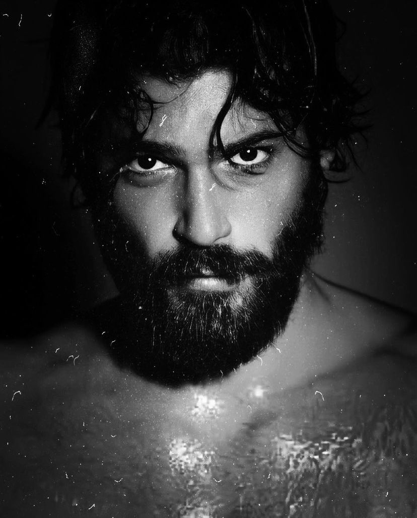 #CanYaman ♥️

canyaman.it