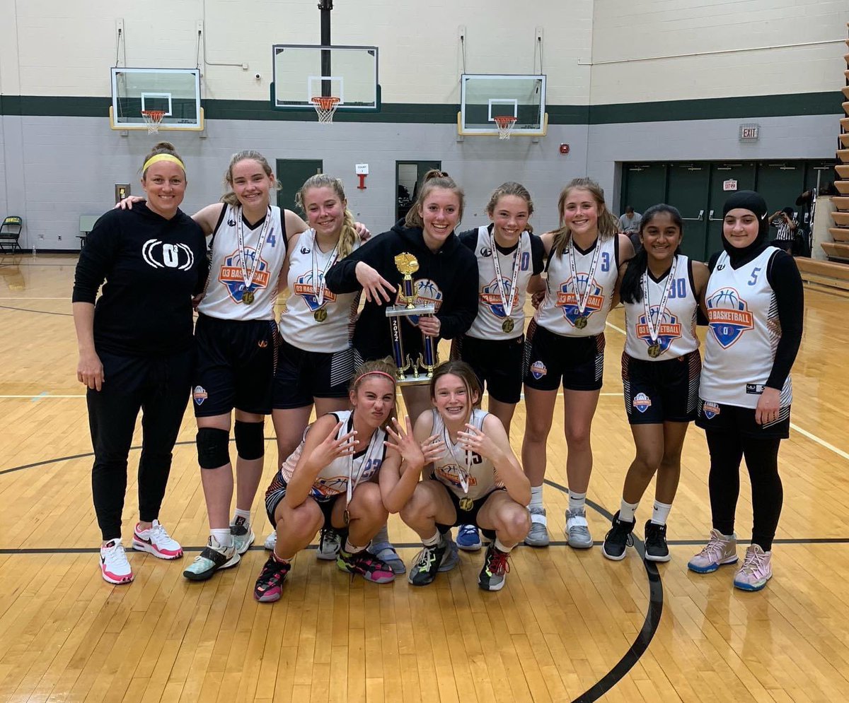 🏆🏆🏆 5th and 6th graders with impressive wins their divisions today at the FAAST Pink Classic. 8th graders go 3-0 at the TC Elite Big Trophy Event.  Impressive team play and defense today. Fun to see these girls getting better!