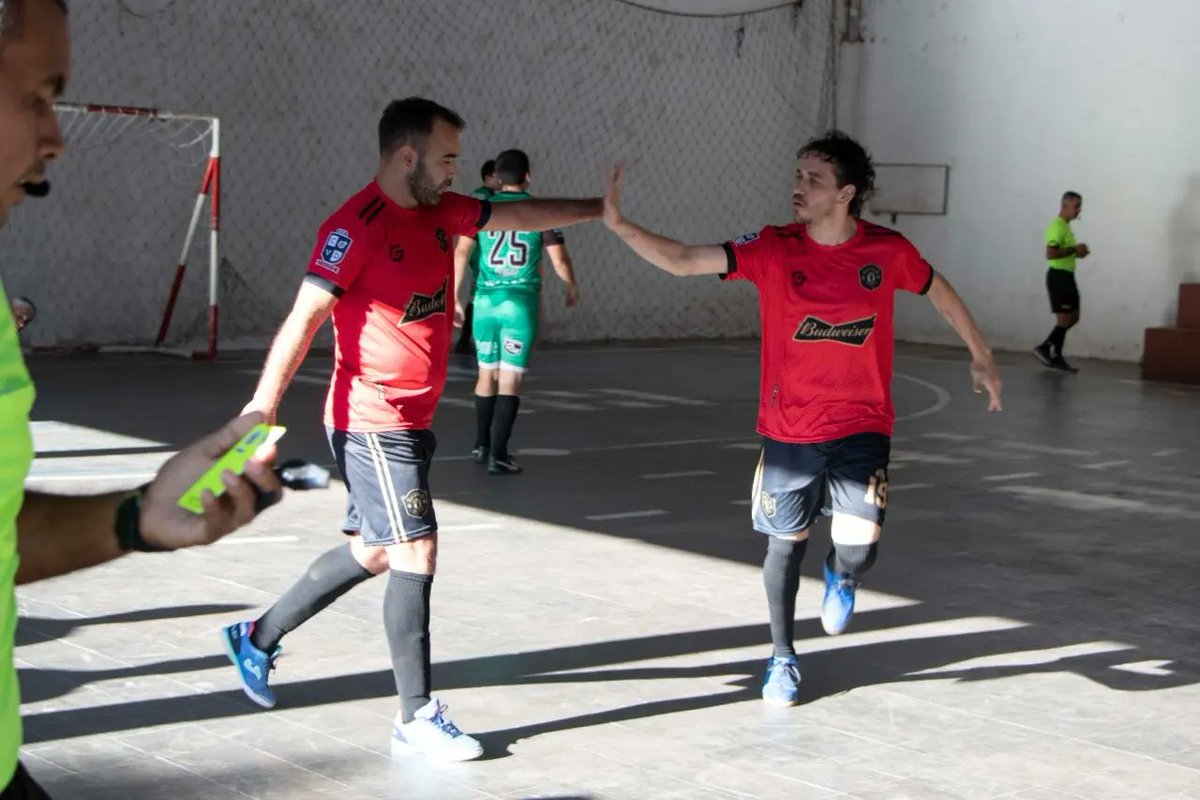 asoexacvd's tweet photo. 📸 de la 9na fecha de la Categoria B #ElExaSomosTodos #EnBuscaDeLaGloria🏆 

@ManchesterU07 (3) vs (1) #Pinoza99 https://t.co/kMkTnflNEo