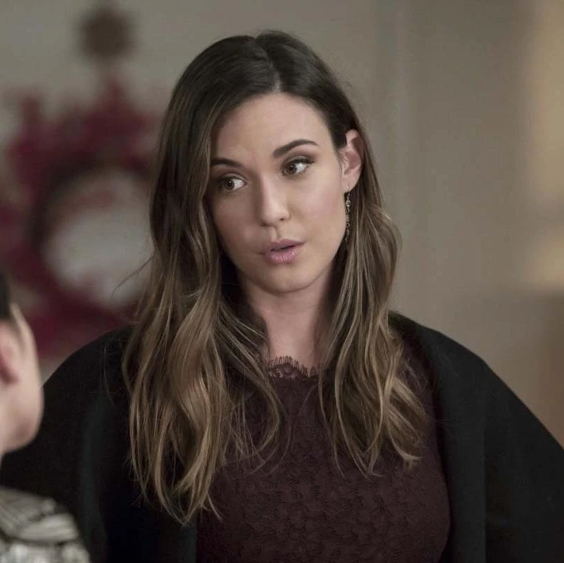 Happy Birthday Odette Annable thank you for bringing Sam Arias to life & being a badass super villain as Reign  