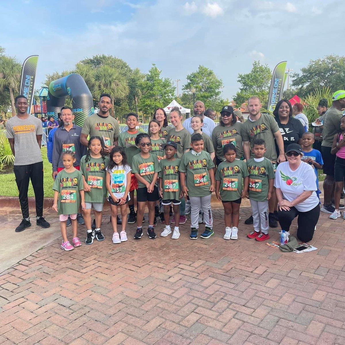IMCOOJoe's tweet photo. Thanks to everyone who participated in the Black Chamber of Commerce's MLK5K on Saturday. We had approx. 300 people signed up to celebrate Dr. King, get healthy and support minority businesses. Grove Park ES won for biggest youth team. #MLK5K @blackchamberpbc @Rivierabch https://t.co/RhCuG8pACW