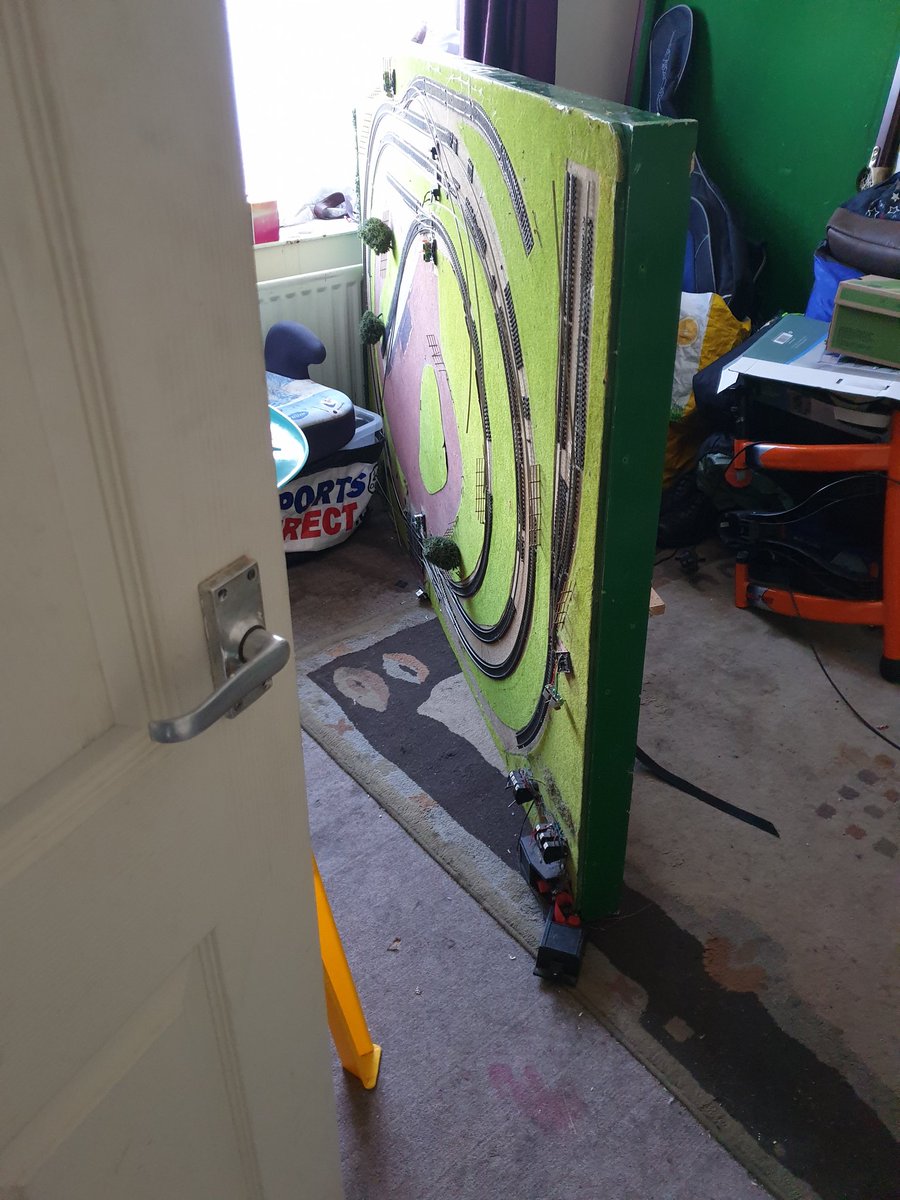 StokeNorth11's tweet photo. Ahe is mine got layout home man with a van 🤣🤣🤣 time to sort out and get trains going @ShedlyYard @IanHardie9018 @WayDunwoodyTMD #onehappyboy https://t.co/jchSY2gGeP