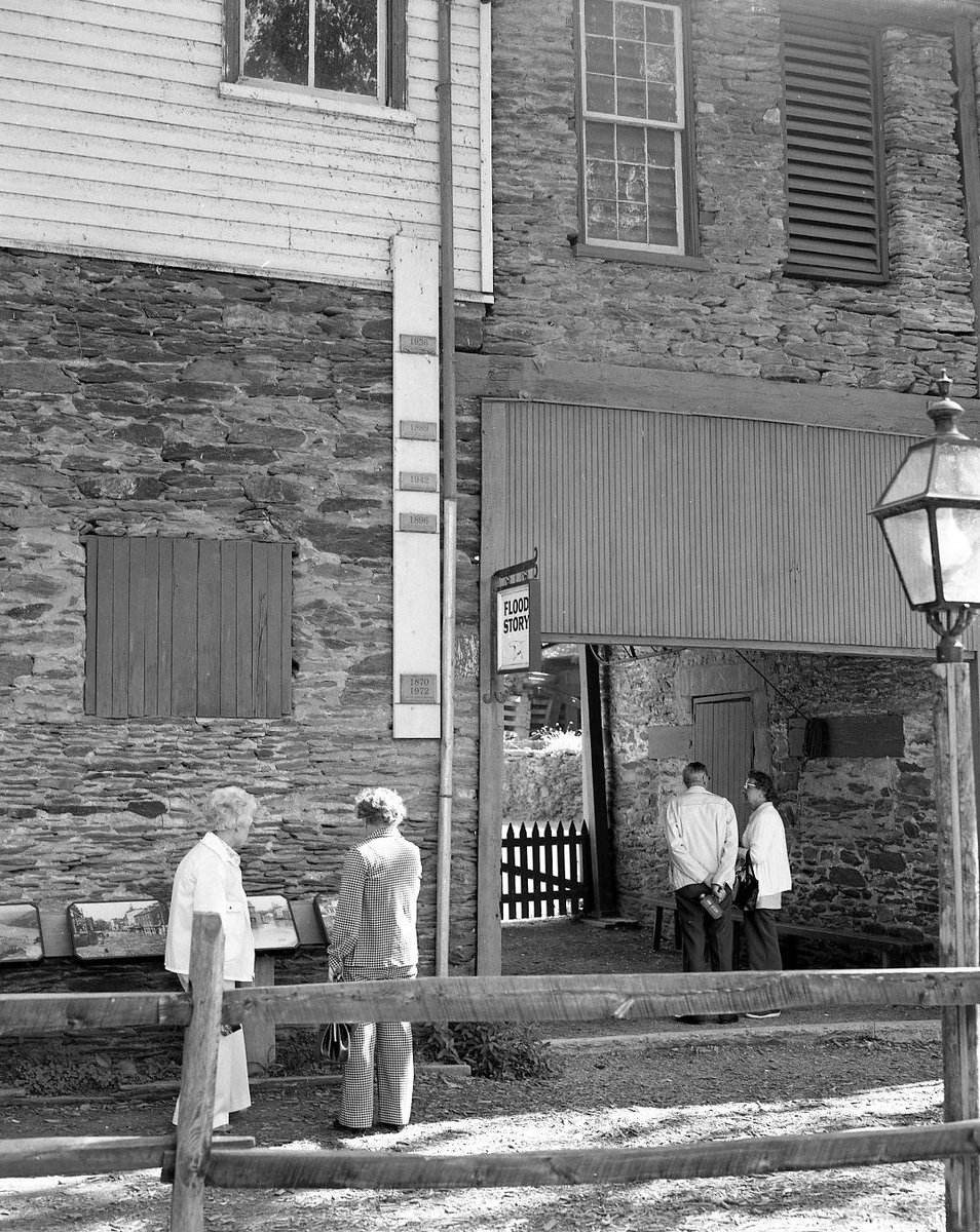 jeffcomuseumwv's tweet photo. Harpers Ferry is no stranger to flooding! This photo shows a flood marker (as seen in the center of the photograph) in Lower Town. 

Harpers Ferry’s all-time record flood level occurred in 1936. The rivers rose to a staggering 36 ½ feet.  

#localhistory #JeffersonCounty https://t.co/PiwYKpp6aU