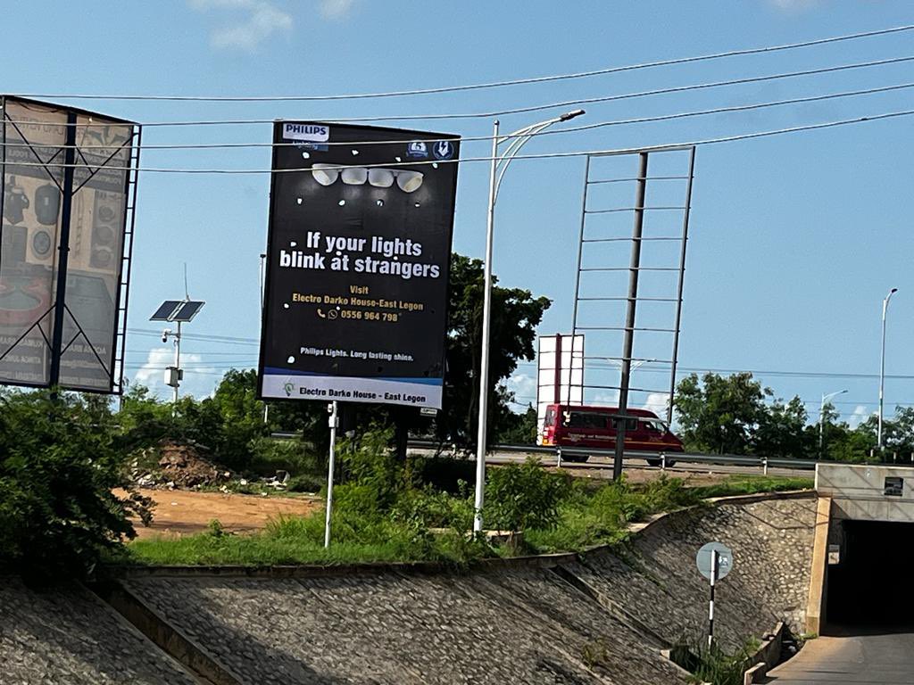 ElectroDarkoH's tweet photo. Seen our billboards in town?
No violence this time. Buy Philips LED lights from @ElectroHouseGh and enjoy a long lasting shine.
#PhilipsLights #PhilipsLED #LEDlighting #ElectroDarkoHouse https://t.co/tIXoYrhvla