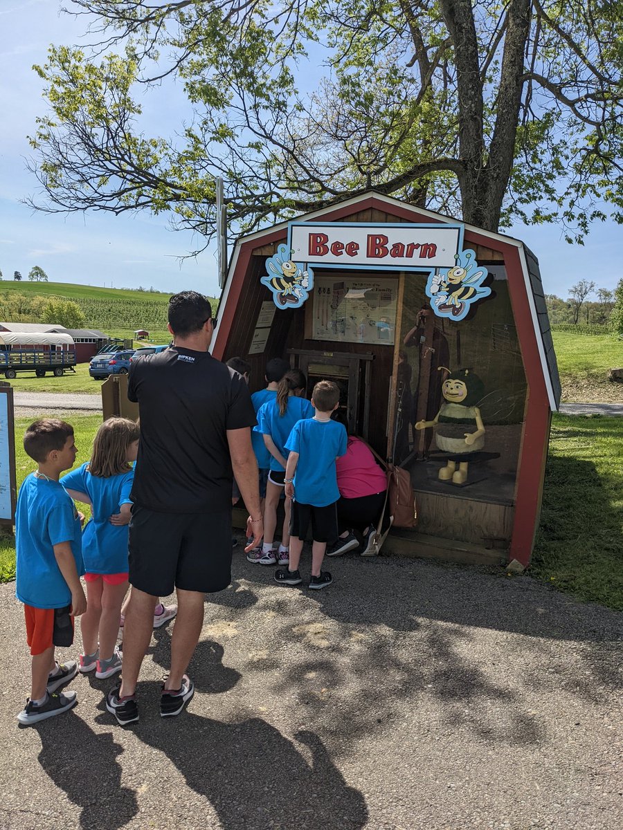 McclellanPta's tweet photo. Triple B Field Trip Day for the 2nd graders! https://t.co/haEy6GV3w4