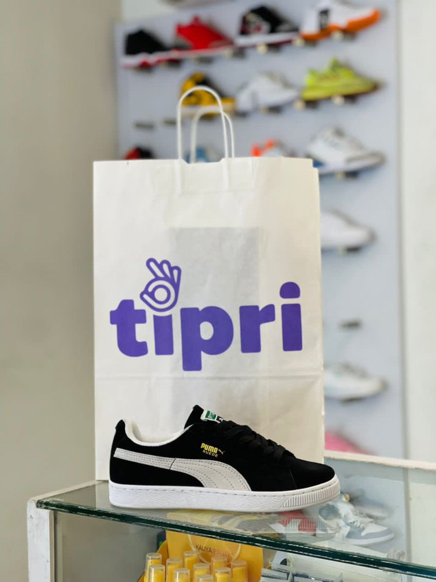 Tipriht's tweet photo. New stock de Sneakers !!!! https://t.co/hugrhZyWAc