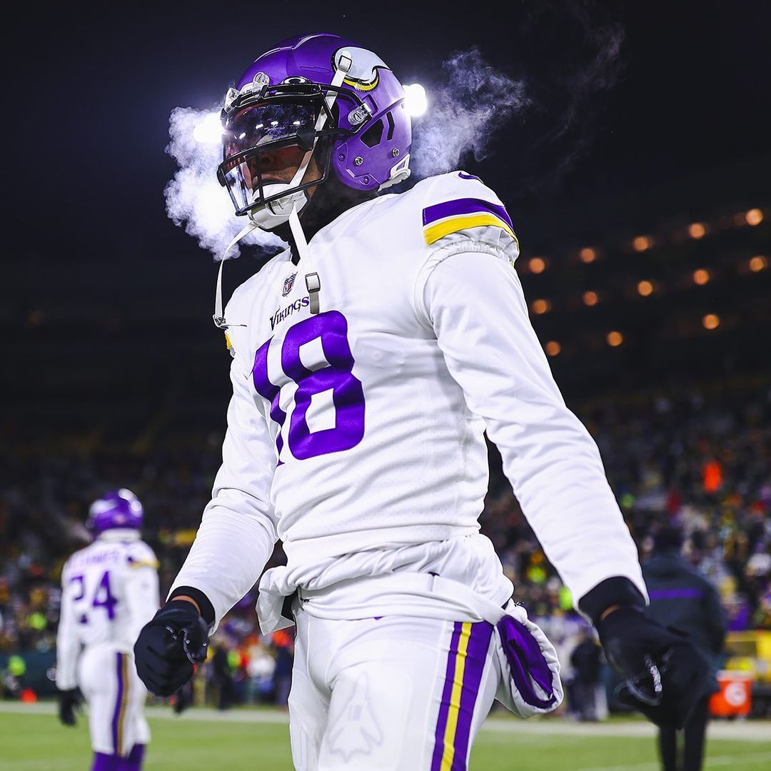 Only player with 3,000 receiving yards in the last two seasons

🥶 Justin Jefferson - 3,016

(📸 <a href="/Vikings/">Minnesota Vikings</a>)