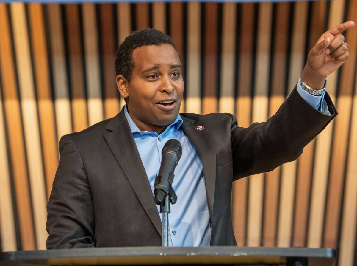 RepJoeNeguse's tweet photo. It was truly an honor to deliver the 2022 commencement address at @ColoMtnCollege on Friday. 

The graduates I met truly give me faith that our best days are ahead — and that our country’s future is a bright one! https://t.co/QNtgi4FNCx