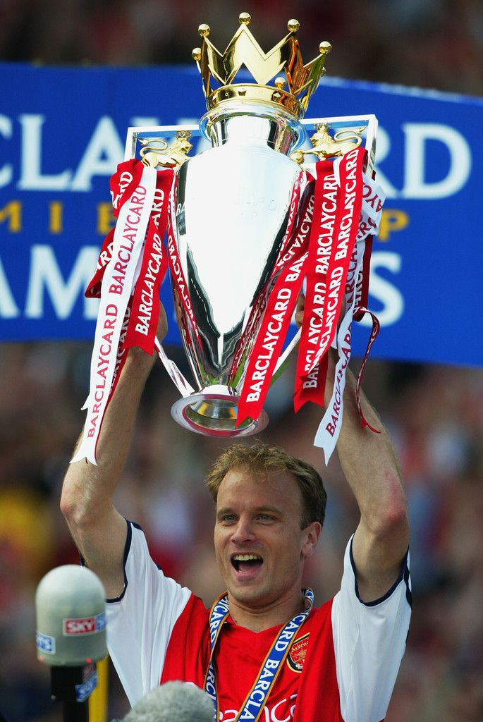 Happy Birthday to Arsenal legend & Invincible Dennis Bergkamp, who turns 53 today! 