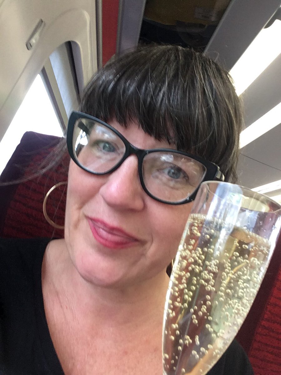 Tamsin Russell tweet media