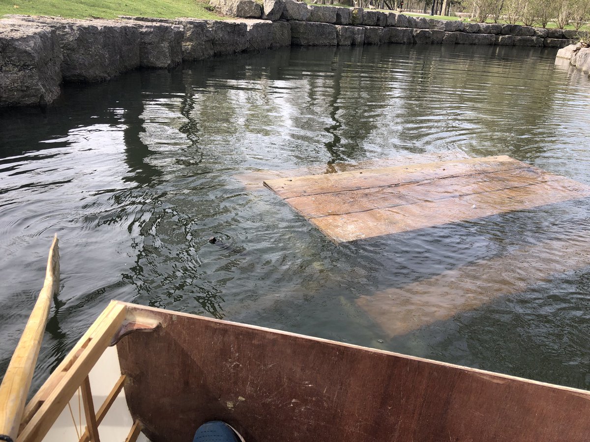 Matthew_Morris's tweet photo. Nice little row in Victoria Park this morning. I’m guessing a misguided innovator tried to build a bridge to the island using a picnic table. #urbanboating https://t.co/xn1TZ96vmx