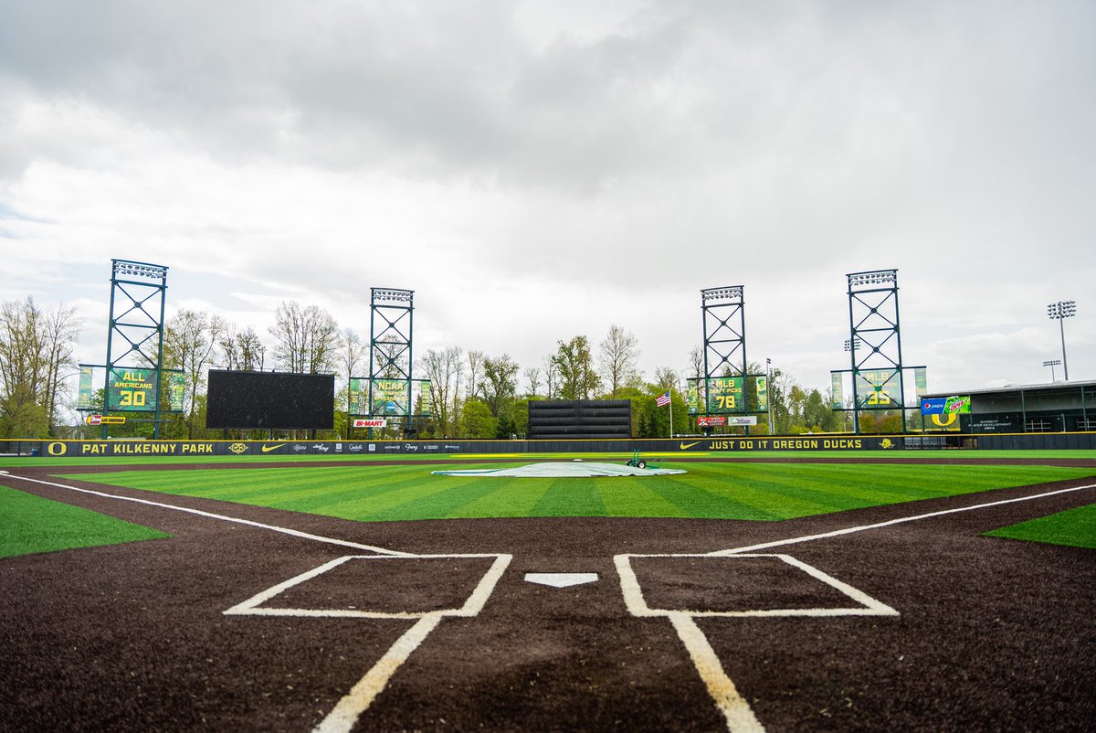 SportsDissected's tweet photo. 🦆 @OregonBaseball’s PK Park 😍

Our video tour 🎥: https://t.co/ExpQlPuWAY https://t.co/2P9woKqS7G