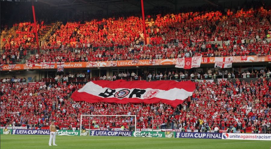 Awaydays23's tweet photo. ON THIS DAY 2006: Middlesbrough in Eindhoven for the UEFA Cup Final against Sevilla #MFC #BORO https://t.co/OpTVXu1mOu