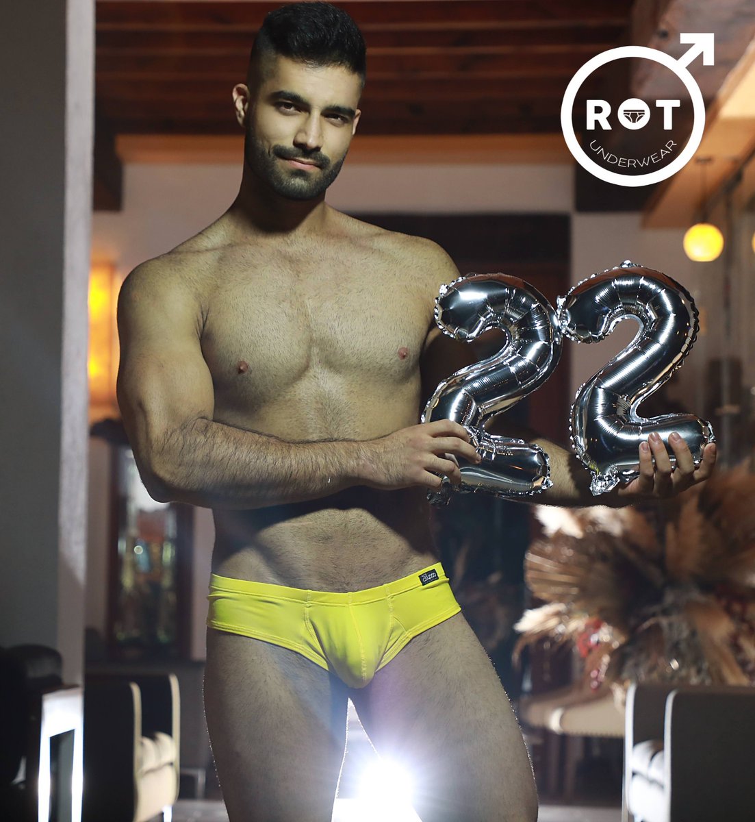 Rotpuebla's tweet photo. Cachetero amarillo marca Zuppo
Disponible amarillo y rojo en talla CH y M
$300 https://t.co/sl06Xn0x41