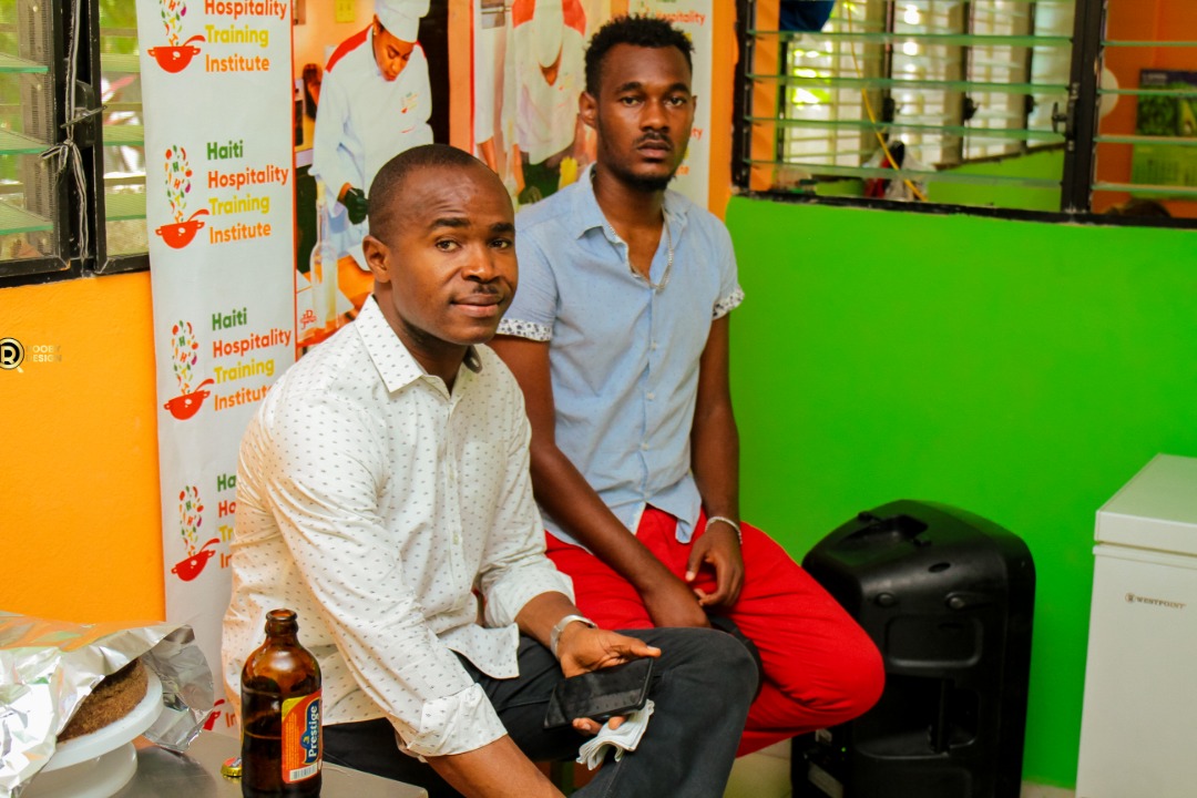 TrainingHaiti's tweet photo. #hhti 1 an https://t.co/89zjXV4b3i