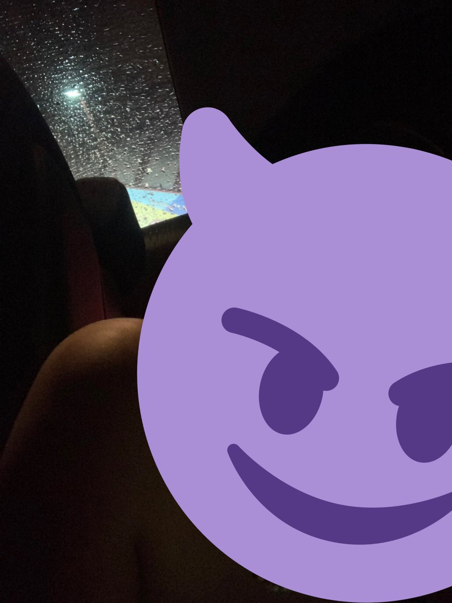 smaelow's tweet photo. naked in the backseat of his car 🤭 https://t.co/531yZOPYek