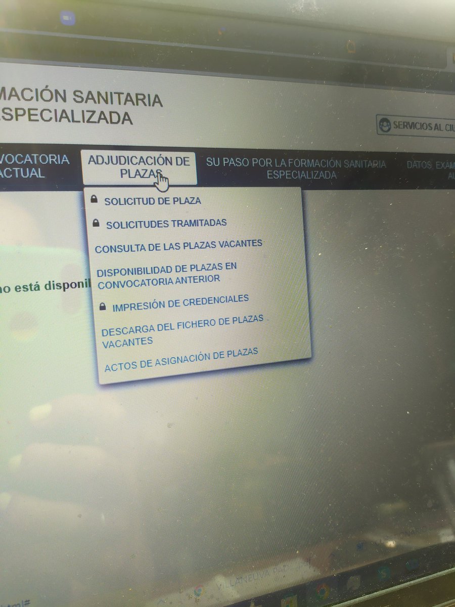 Y ahora, desaparece la opción de "Consulta de plazas adjudicadas". 
Señores y señoras del <a href="/sanidadgob/">Ministerio de Sanidad</a> , señora <a href="/CarolinaDarias/">Carolina Darias</a> , DGOP. ¿Dónde está la transparencia e igualdad entre opositores? 
¿Qué va a ser lo próximo para éste día de hoy?