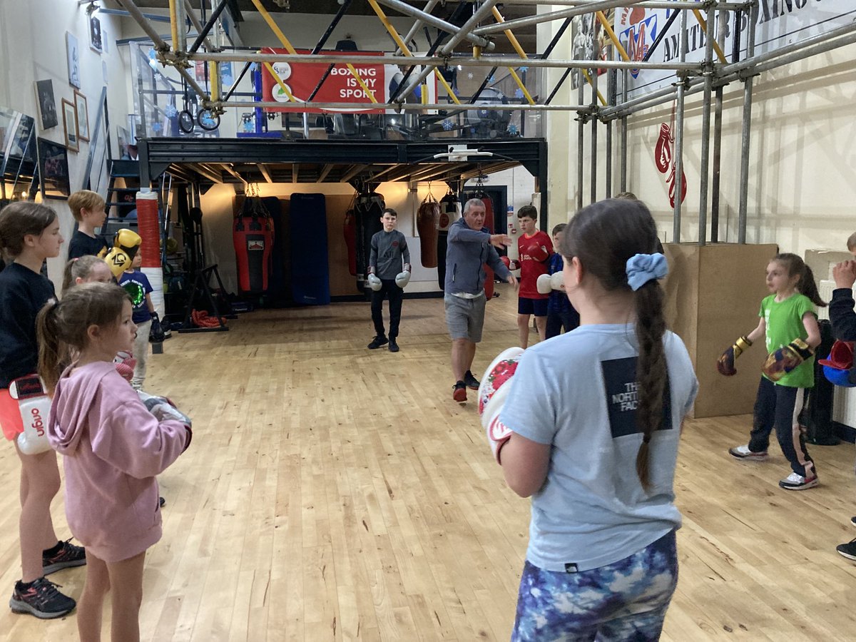 Active_Mid's tweet photo. NEW CLUBS| BOXING

Great to see so many taking part!⁦@MidlothBoxing⁩ 
Active Schools taster block for 7-15 year olds 🥊

Get in touch if you’re interested in joining us next week! Limited spaces.

Tuesday 5.30-6.30pm

Activeschools@midlothian.gov.uk https://t.co/yb5pJ2xQtJ