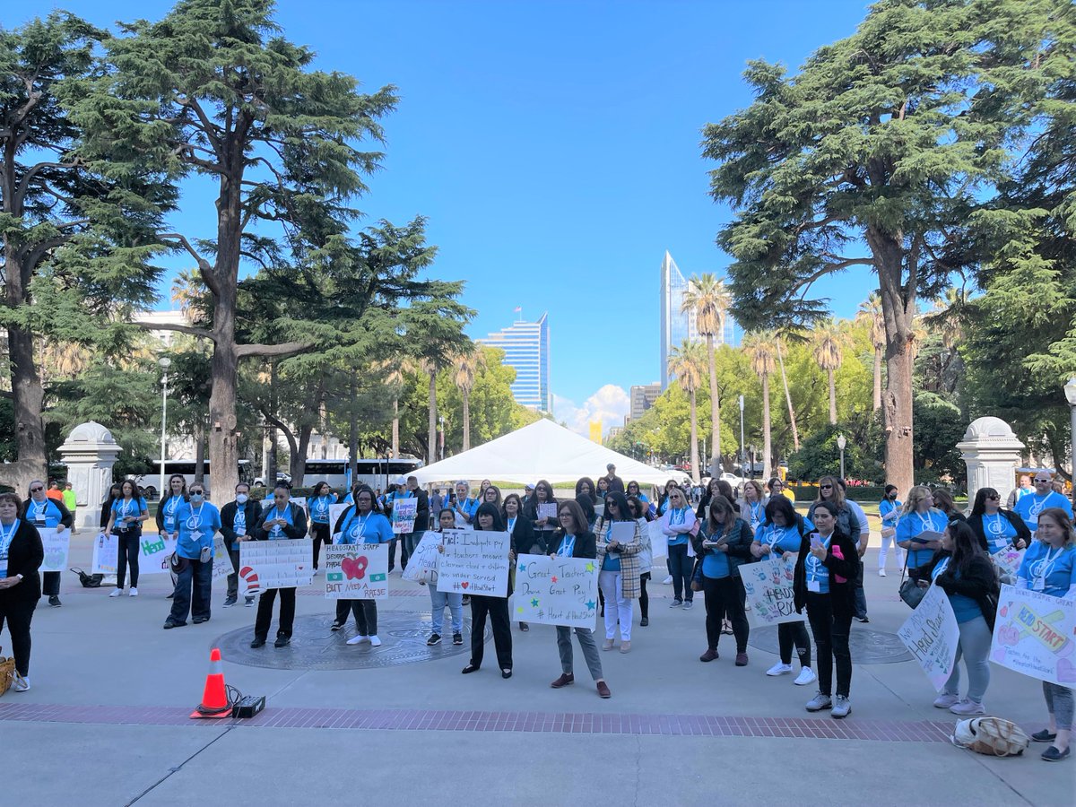 caheadstart's tweet photo. Great turnout today at the #HeadStart rally! We’re at the CA State Capitol right now advocating for $50M in the state budget to support teacher salaries. Teachers are the #heartofheadstart @CAGovernor @AsmPhilTing @NancySkinner https://t.co/jRiNepVvZt