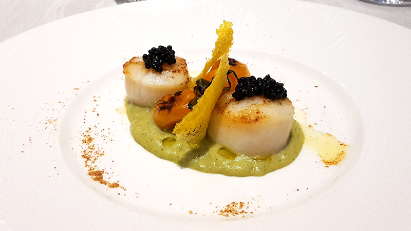 Bluarte1's tweet photo. #Ristorante #IlParmigianino, #GrandHoteldeLaVille, #Parma #chef #SalvatoreBommarito, ottima la #Capasanta scottata, spuma di broccoletti e #caviale
https://t.co/ku2nEkCN73 https://t.co/5pxOGiDmYE