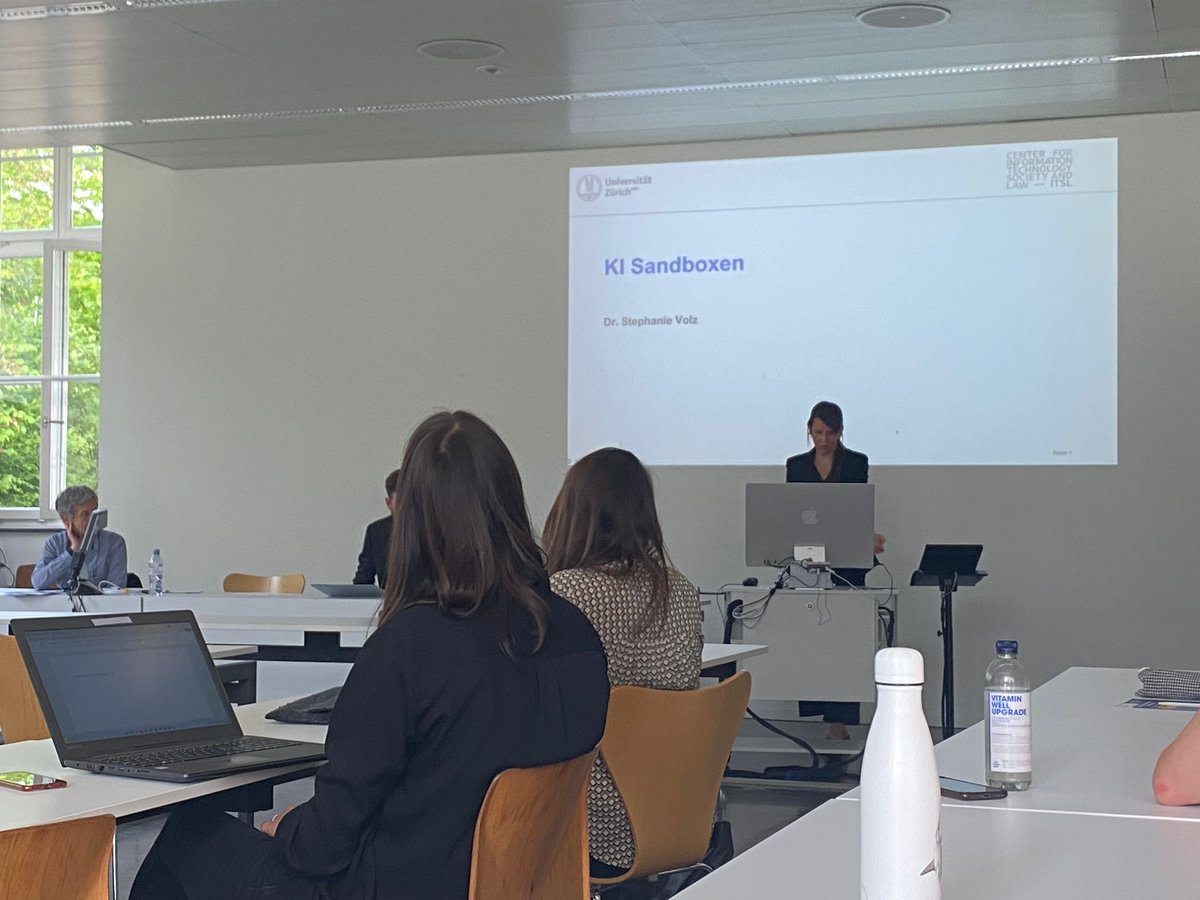 Das Konzept der KI Sandboxen präsentiert Dr. Stephanie Volz, Geschäftsführerin des <a href="/itsl_uzh/">ITSL</a> , heute Abend am Kompetenzzentrum Menschenrechte (MRZ) <a href="/UZH_ch/">Universität Zürich</a> ! Hier wird zur Künstlichen Intelligenz und den Menschenrechten gefragt: Qua vadis, Helvetia?