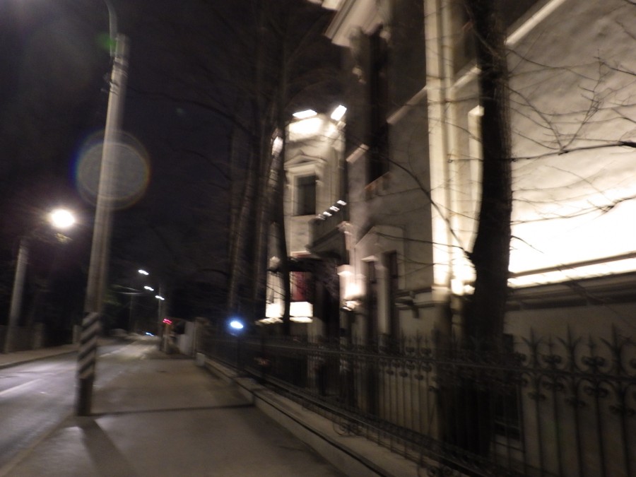 Sincerely_comm tweet picture