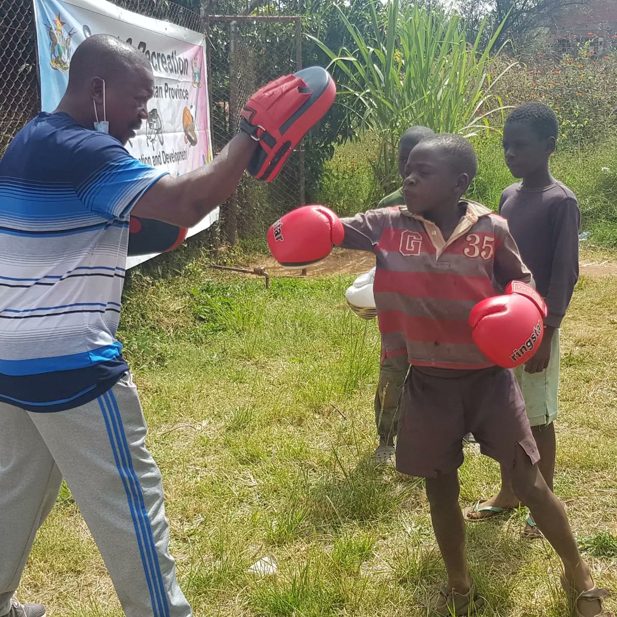 ZimbabweBoxing's tweet photo. Woman sports festival community hall
Date: May 10 2022
Venue: Community Hall - Hatclieff
#breakthebias
#creatingworldchampions
#zimbabweboxing
https://t.co/GQSxr1nqqW https://t.co/4aihYJ7pAh