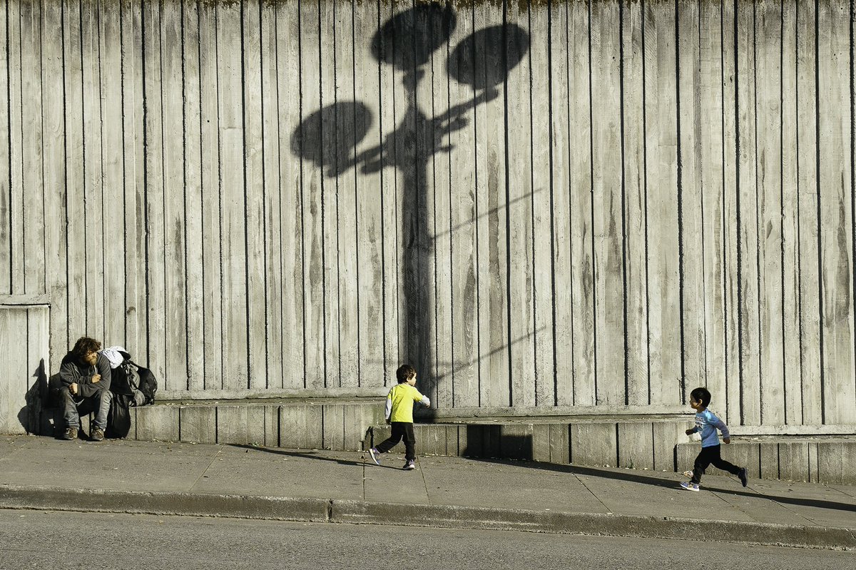 eatenbyflowers's tweet photo. Some photographs from my travels. #streetphotography https://t.co/g8yB61wnDL