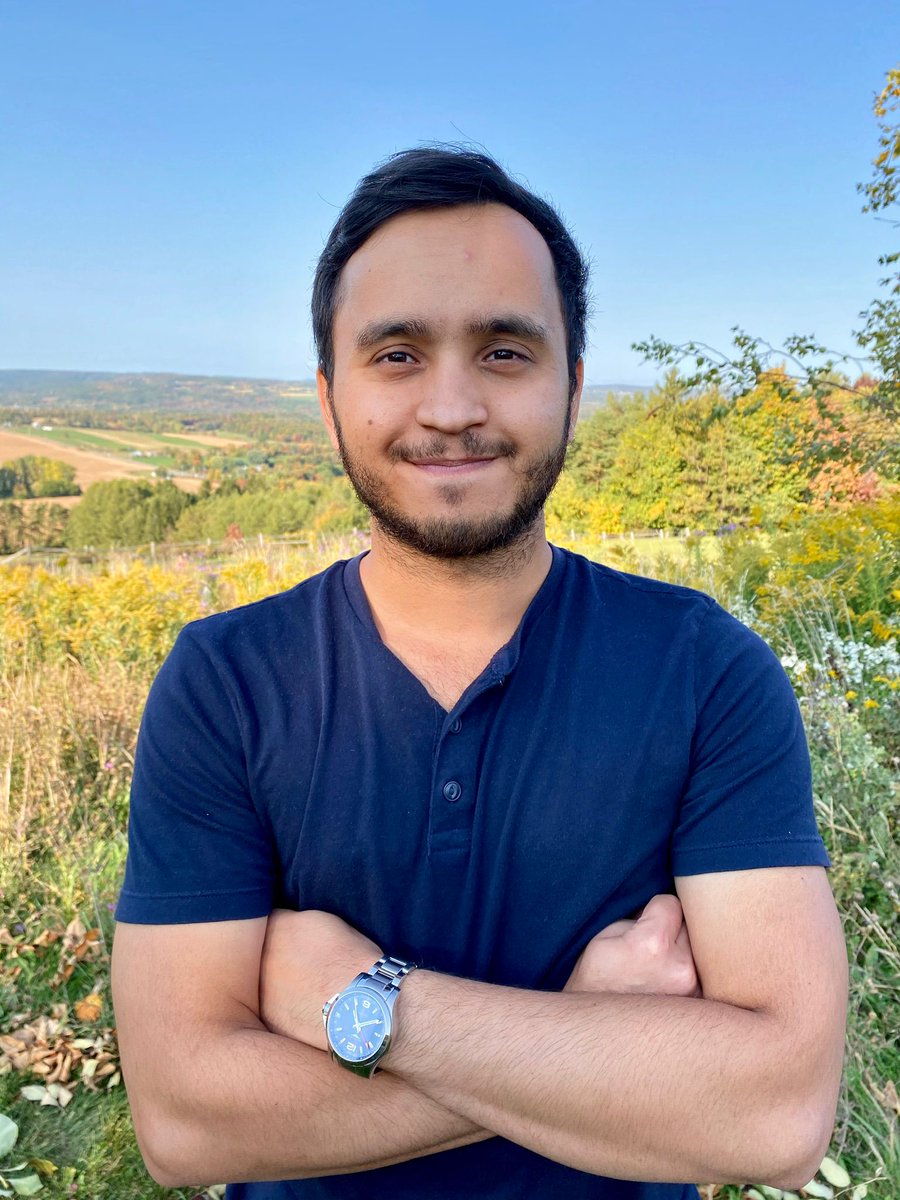 syracusephysics's tweet photo. Join us for Ali Imran’s Thesis Defense on Thursday, May 12th at 12PM EST. Room 202 Physics Bldg.

Title: “WDR5 network analysis using ensemble approaches.”

If you wish to attend remotely, please contact phyadmin@syr.edu for zoom link #phycuse https://t.co/SWGWlEiRb8