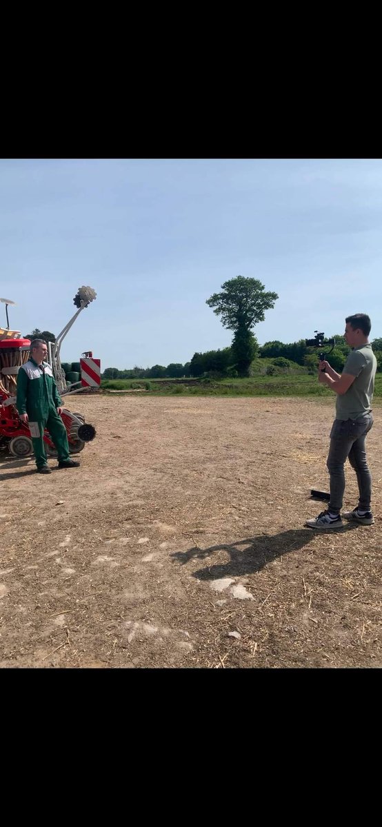 breizhfarmer's tweet photo. Fin des semis de maïs 🌽 par un essais en association... Plus à venir bientôt sur ⤵️
@YouTube 
#FBAGRIVIDEO 
@facebookapp 
#MSEquipement
#Semental
@poettingerat 
@JohnDeere https://t.co/wQizNxNQqx