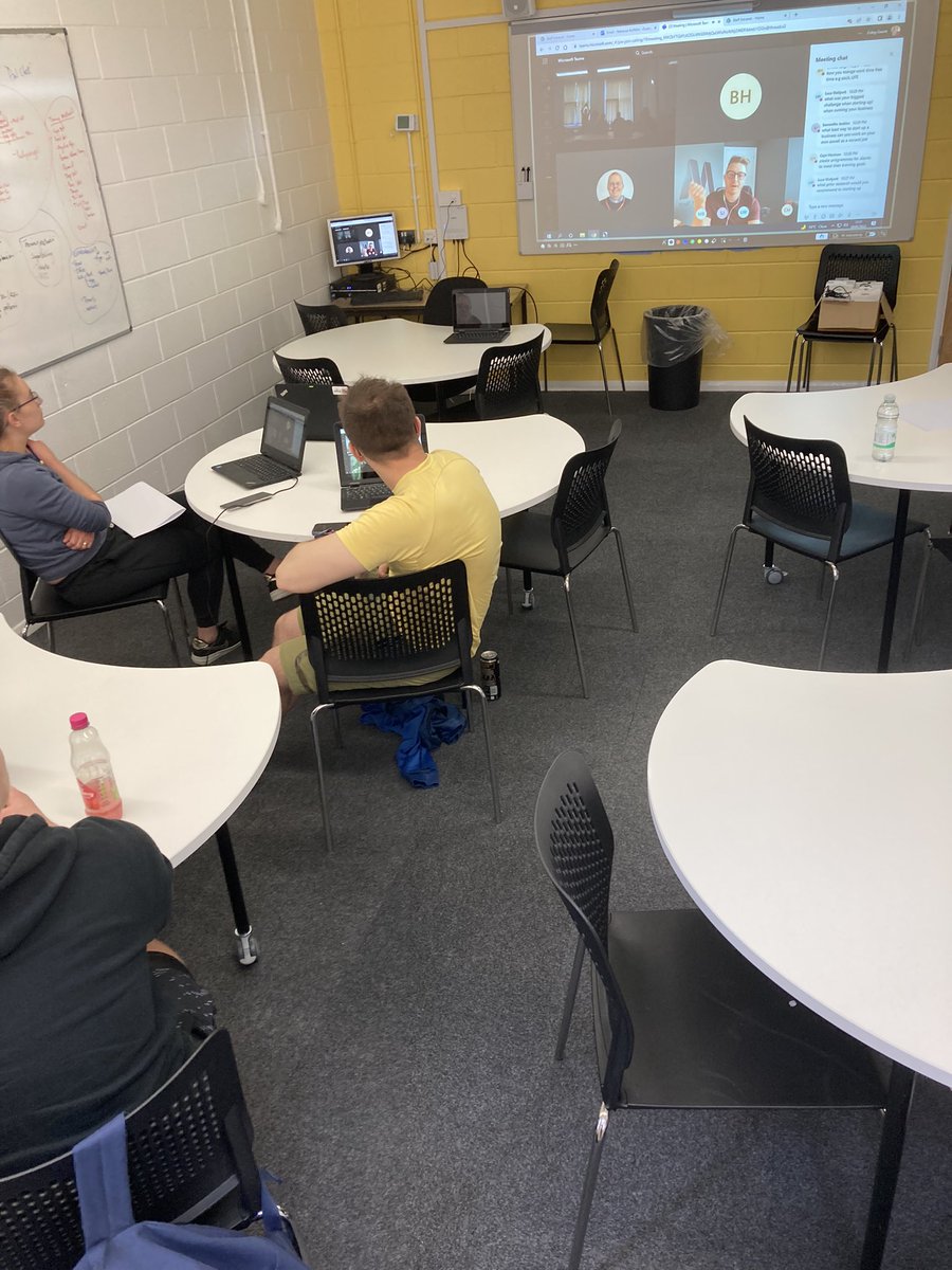 BecGriffithsCK tweet media