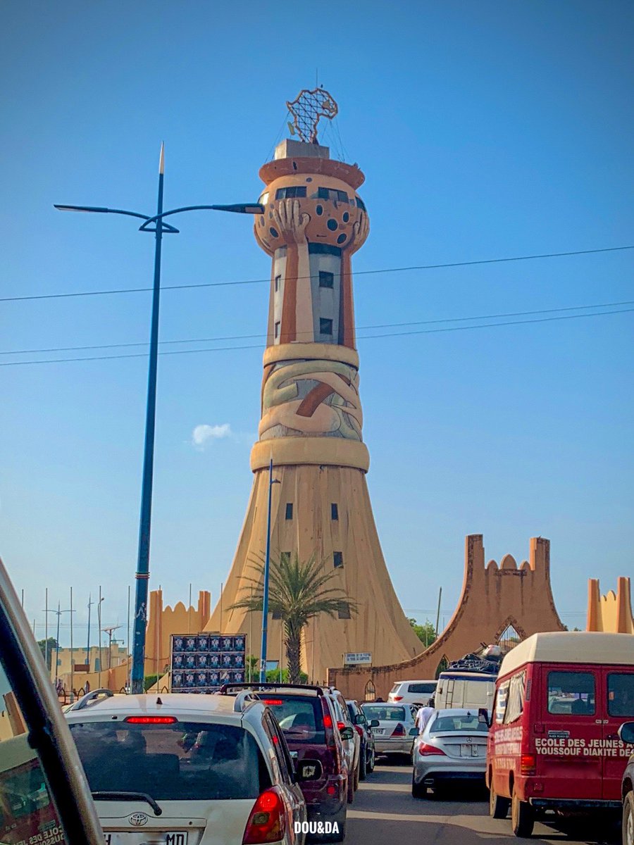doulbi113's tweet photo. Tour de l’Afrique, Faladiè
Bamako, Mali 🇲🇱 
DOU&amp;DA 📷

How it started             How it’s going https://t.co/aiWhwRYcwI