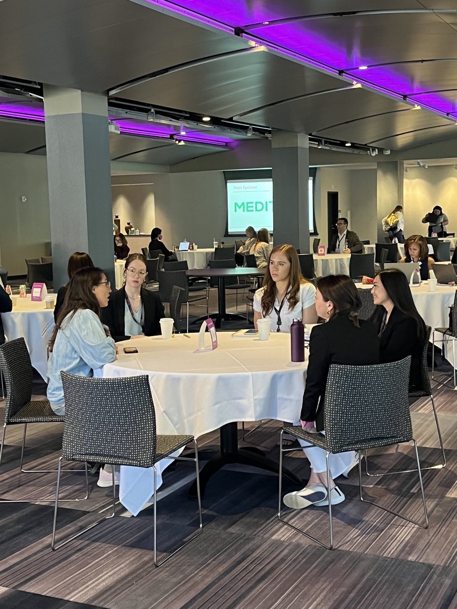 PaulBerthiaume's tweet photo. #MatterHealth power meeting with ⁦@askjoyrios⁩ during #HITMC - deep conversation with ⁦@Samantha_Giang⁩ and ⁦@abbymayoPR⁩ ⁦@MatterComm⁩ https://t.co/72IB2zP6Ht